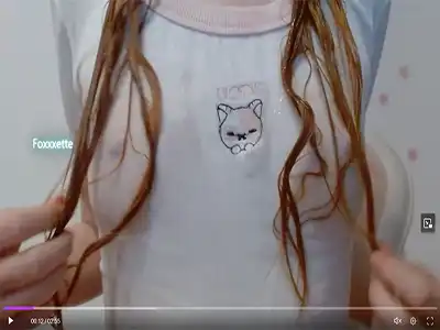 Foxxxette FREE wet hair and tits on music